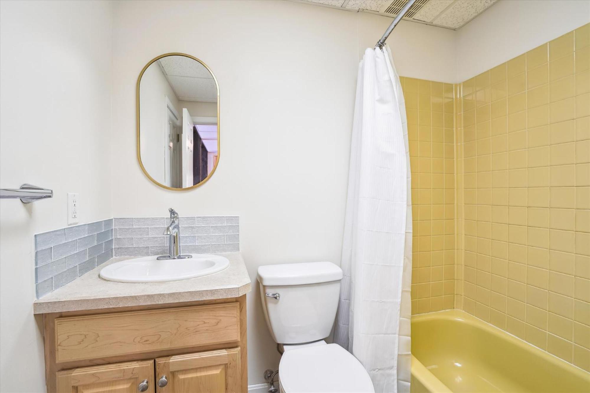 Spacious Northbrook 3 Townhouse Only 2 Miles From Restaurants & Nightlife 基灵顿 外观 照片